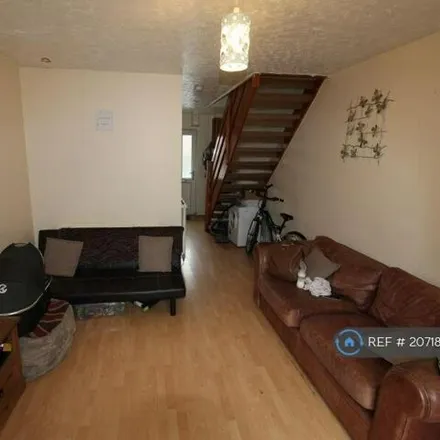 Image 2 - Riversdale, Cardiff, CF5 2QL, United Kingdom - Townhouse for rent