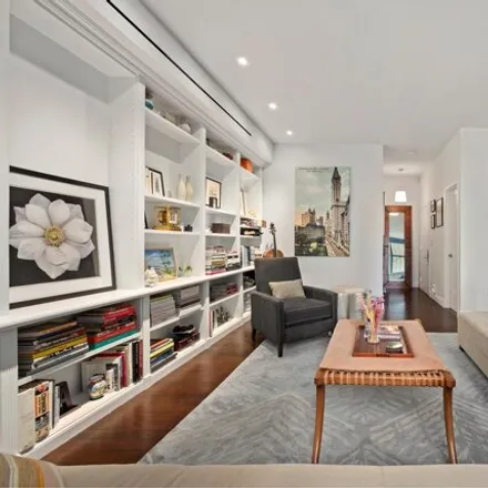 Image 3 - 176 Broadway, New York, NY 10038, USA - Apartment for sale
