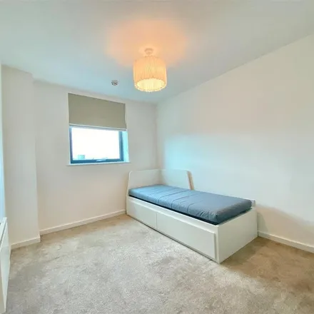 Rent this 2 bed apartment on City Point II in Bloom Street, Salford