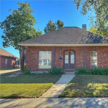 Rent this 3 bed house on 10744 Hillshire Ave in Baton Rouge, Louisiana