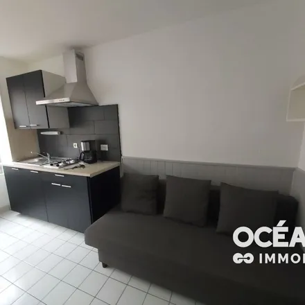 Rent this 1 bed apartment on 18 Rue de l'Église in 29400 Landivisiau, France