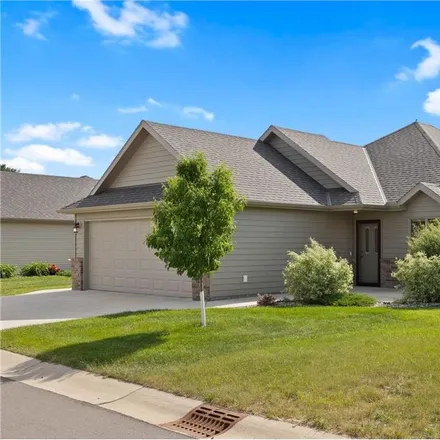 Buy this 2 bed house on 206 Harmon Lane in Litchfield, MN 55355
