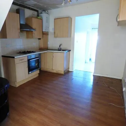 Rent this 4 bed house on Stokes Road in London, E6 3SS