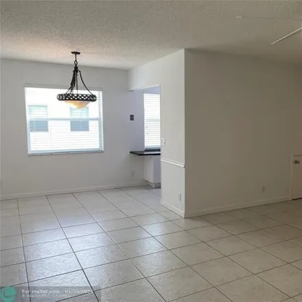 Image 2 - 216 Piedmont Terrace, Kings Point, Palm Beach County, FL 33484, USA - Condo for rent