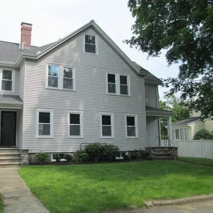 Rent this 2 bed townhouse on 10 Oak Street in Wellesley, MA 02482