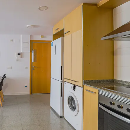 Image 3 - Carrer de Múrcia, 62, 08027 Barcelona, Spain - Apartment for rent