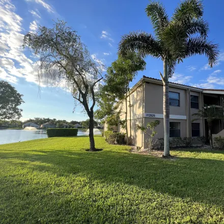 Buy this 2 bed condo on 12979 Briarlake Drive in Palm Beach County, FL 33418