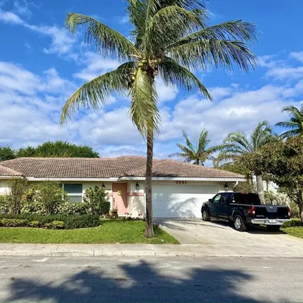 Buy this 4 bed house on 2219 Vernon Street in Lake Worth Beach, FL 33460