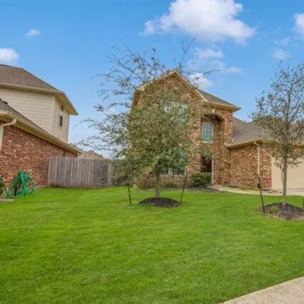 Image 2 - 6527 Hunters Trace Ln, Baytown, Texas, 77521 - House for sale