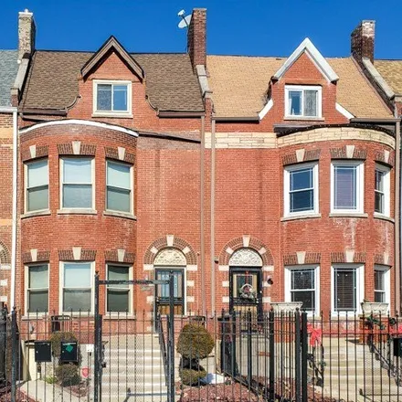 Rent this 4 bed house on 1502 East Marquette Road in Chicago, IL 60637