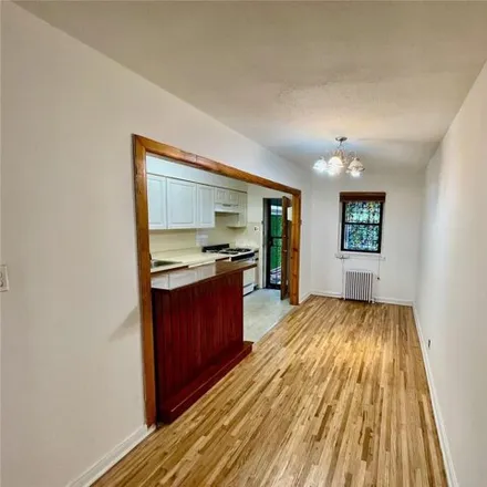 Image 3 - 144-43 71st Road, New York, NY 11367, USA - Apartment for sale