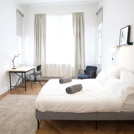 Rent this 3 bed room on Miseri e Nobili in Brünnhildestraße 8, 12159 Berlin