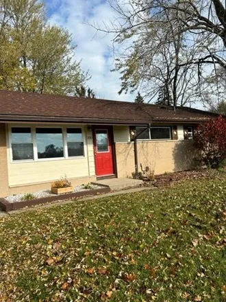 Buy this 3 bed house on Hoffman Estates Fire Station Number 21 in Flagstaff Lane, Hoffman Estates