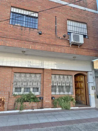 Buy this 2 bed apartment on Guido Spano 2095 in Partido de La Matanza, Villa Luzuriaga