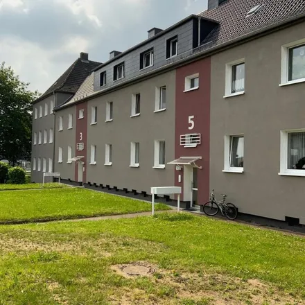 Rent this 3 bed apartment on Castroper Hellweg in 44805 Bochum, Germany
