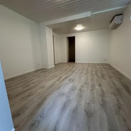 Rent this 3 bed apartment on Axels väg in 147 63 Tumba, Sweden