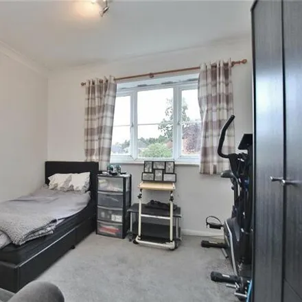 Image 4 - Rosebury Drive, Bisley, GU24 9RX, United Kingdom - Apartment for sale