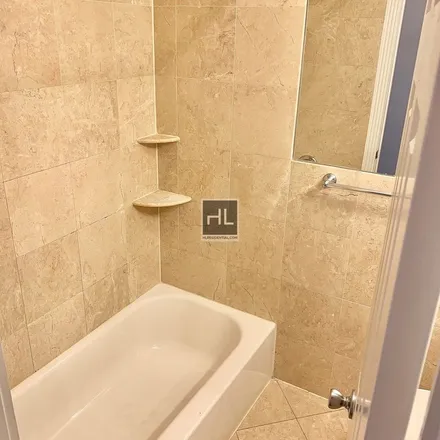 Image 3 - 455 West 50th Street, New York, NY 10019, USA - Apartment for rent