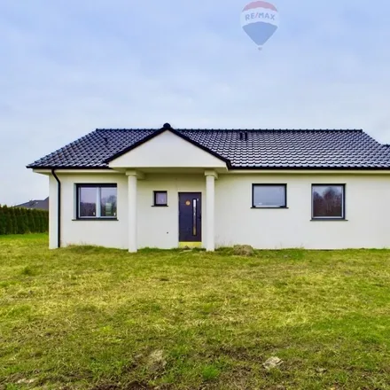 Buy this 4 bed house on Ochla-Kożuchowska 4 in 65-001 Zielona Góra, Poland