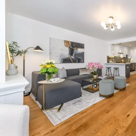 Buy this 2 bed condo on 1802 Laguna Street in San Francisco, CA 95115