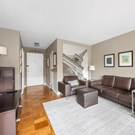 Image 3 - 180 West End Avenue, New York, NY 10023, USA - Apartment for sale