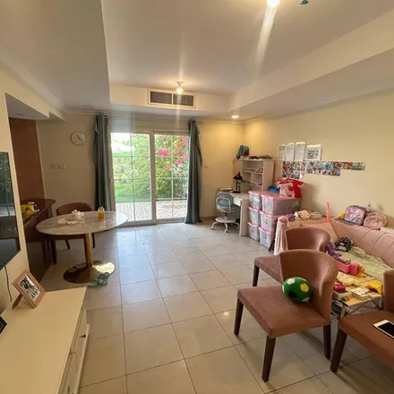 Image 2 - 6 Street, Springs 7, Dubai, United Arab Emirates - Apartment for rent