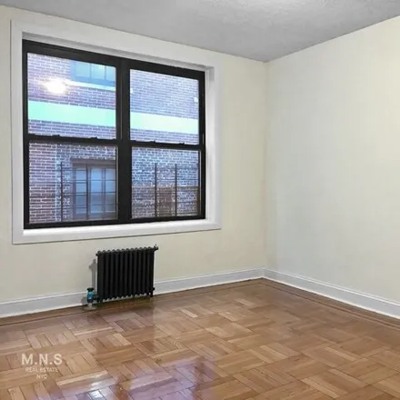 Image 6 - 624 West 176th Street, New York, NY 10033, USA - House for rent