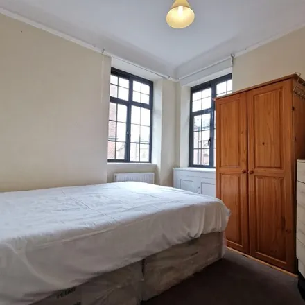 Rent this 3 bed apartment on Euston Bus Station in Euston Square, London