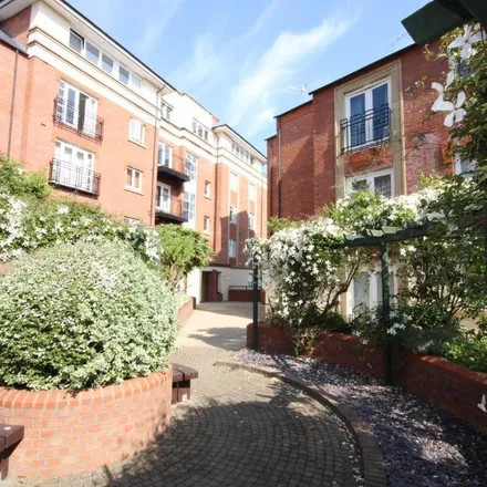 Image 3 - ate o'clock, 13a High Ousegate, York, YO1 8RZ, United Kingdom - Apartment for rent