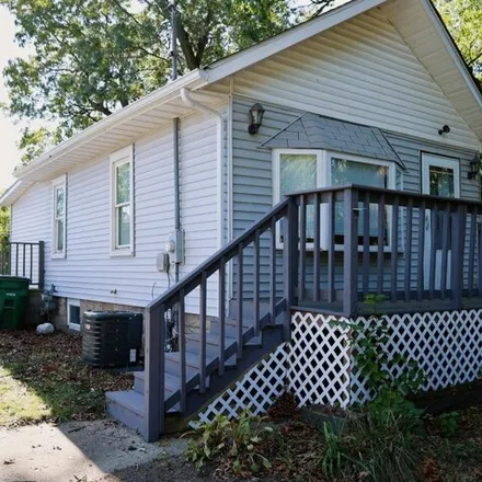 Rent this 1 bed house on 4829 Willow Drive in Lake Station, IN 46405