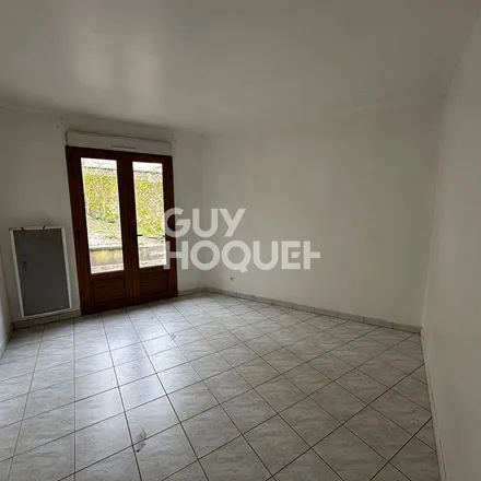 Image 7 - Rue du Lavoir, La Maison Grise, Route du Lavoir, 91470 Limours, France - Apartment for rent