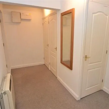 Image 6 - Groom Court, Heath Road, St Albans, AL1 4BT, United Kingdom - Apartment for rent