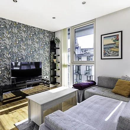 Rent this 1 bed apartment on 1-58 Goodman Street in London, E1 8BF