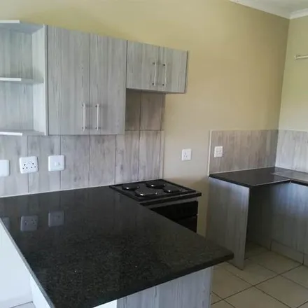 Rent this 2 bed apartment on Enkeldoorn Avenue in Derdepoort Tuindorp, Pretoria