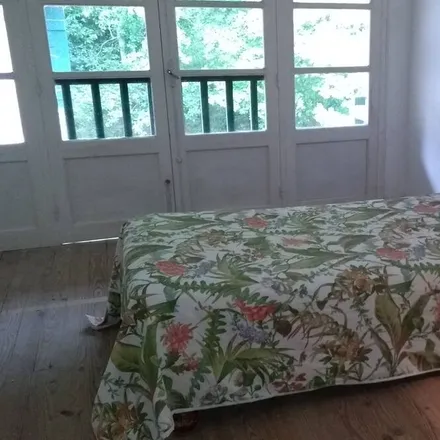 Rent this 7 bed house on 64310 Saint-Pée-sur-Nivelle