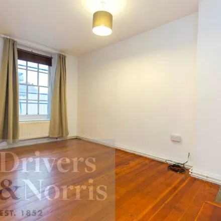 Rent this 2 bed apartment on Butler Road in London, RM8 2DT