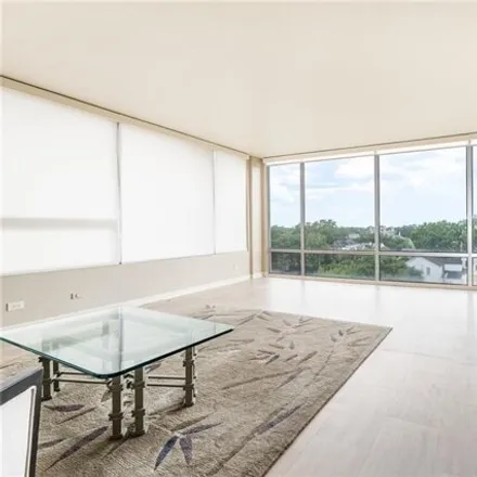 Image 5 - The Carol Condominium, 2100 Saint Charles Avenue, New Orleans, LA 70130, USA - Condo for rent