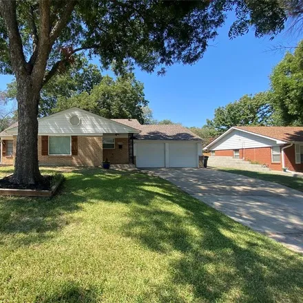 Buy this 4 bed house on 5308 Garrick Avenue in Fort Worth, TX 76133