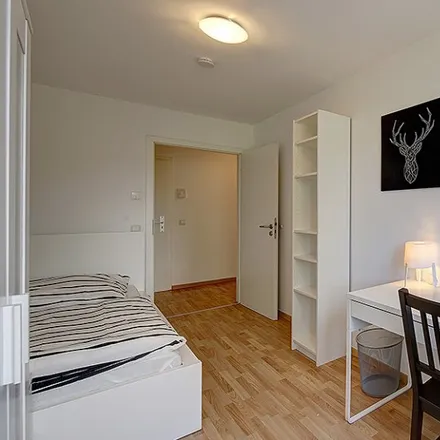Rent this 4 bed room on Brückenstraße 13 in 70376 Stuttgart, Germany