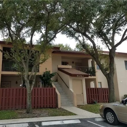 Image 3 - 7917 Southgate Boulevard, North Lauderdale, FL 33068, USA - House for sale