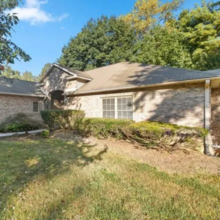 Buy this 3 bed house on 6842 Hunters Trail in Lakewood, Knox County