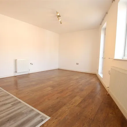 Rent this 1 bed apartment on Denmark Road in Northampton, NN1 5QS