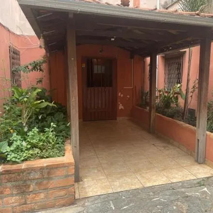 Buy this 2 bed apartment on Rua Gavião in Flávio Marques Lisboa, Belo Horizonte - MG