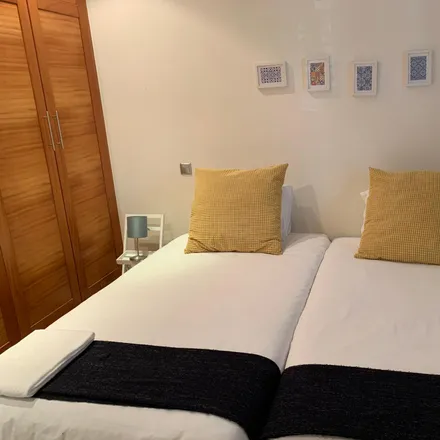 Rent this 4 bed room on Avenida da Liberdade in 4455-039 Vila do Conde, Portugal