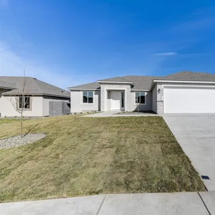 Buy this 4 bed house on Silverbright Drive in Pasco, WA
