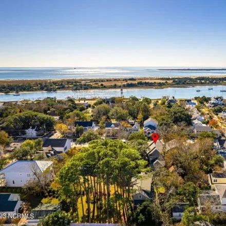 Buy this 4 bed house on 851 Ann Street in Beaufort, NC 28516