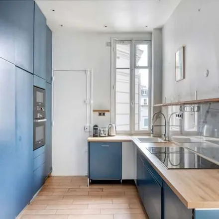 Image 8 - 1 Rue Faraday, 75017 Paris, France - Apartment for rent