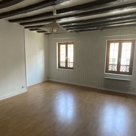Rent this 1 bed apartment on 6 bis Rue Charles Corbeau in 27000 Évreux, France