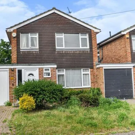 Buy this 3 bed house on Kelvedon Close in Chelmsford, CM1 4DG