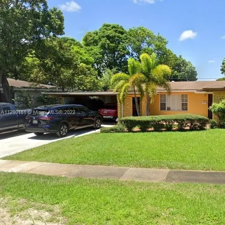 Rent this 3 bed house on 664 West Melrose Circle in Melrose Park, Fort Lauderdale